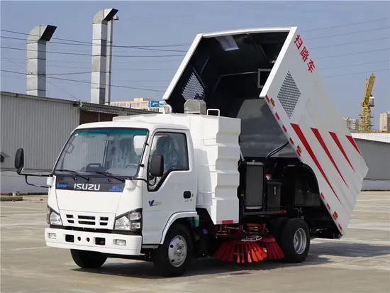 Japonais 130HP Euro 5 Kv600 Réservoir d'eau propre 5 Cbm Réservoir d'eaux usées 5 Cbm Camion de lavage de route à haute pression Camion balayeuse
